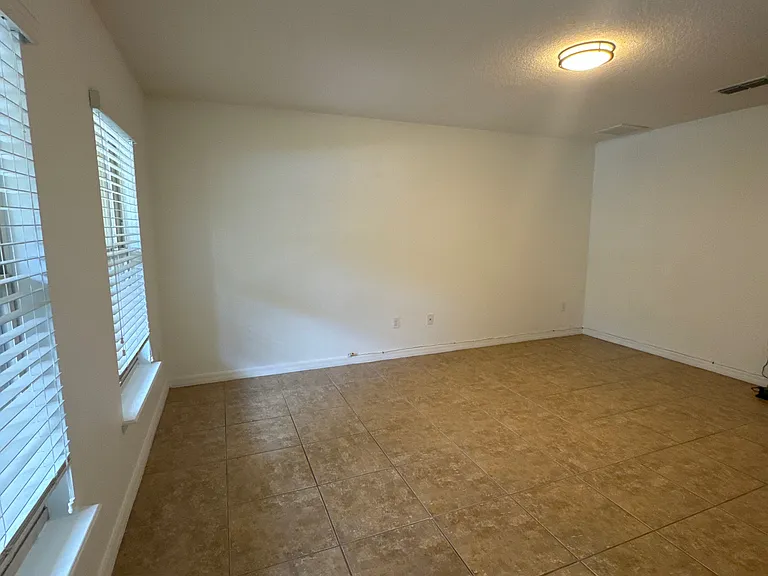 4257 Regal Town Ln — Photo 19