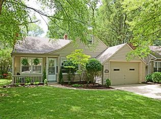 156 Edgewood Dr, Berea, OH