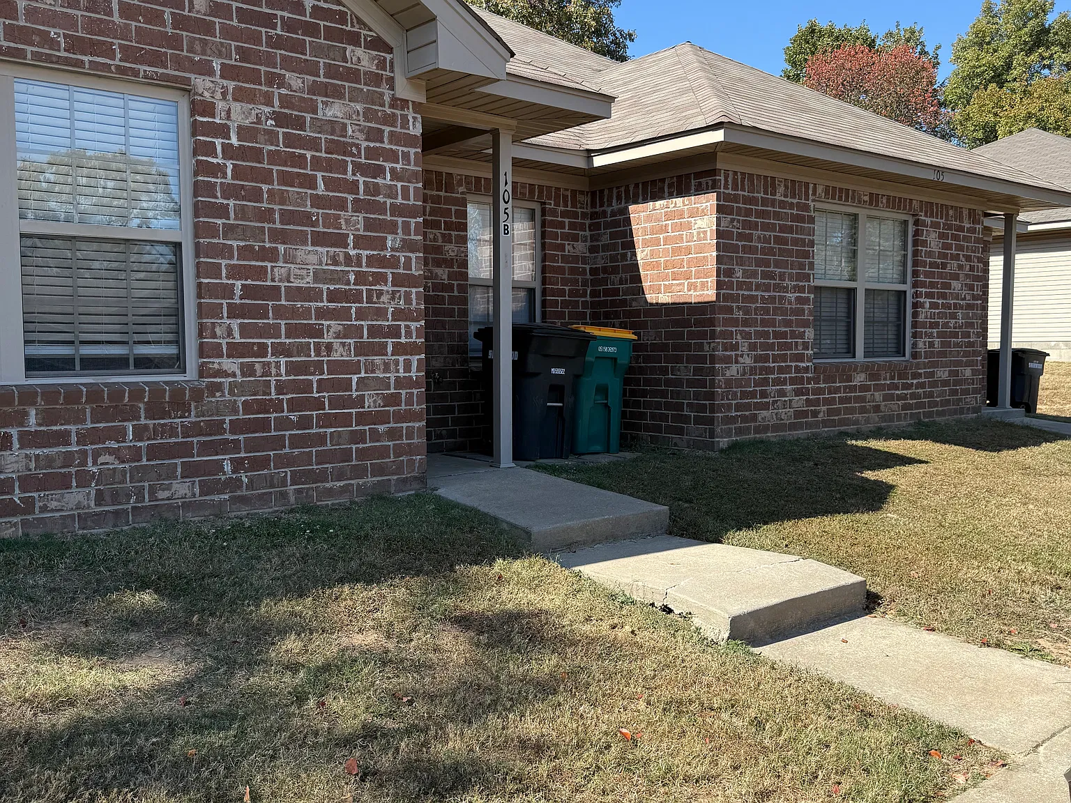 2 bed, 1056 sqft, $925 — Photo 1