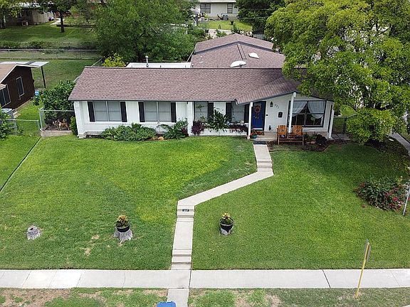 4th image of 227 E Crestline Dr