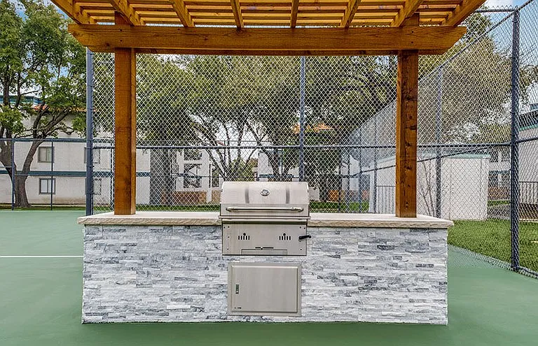 Mateo Apartment Homes — Photo 21