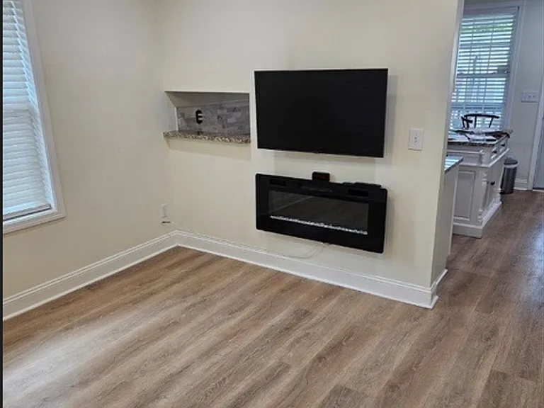 1813 Brewton Dr — Photo 7