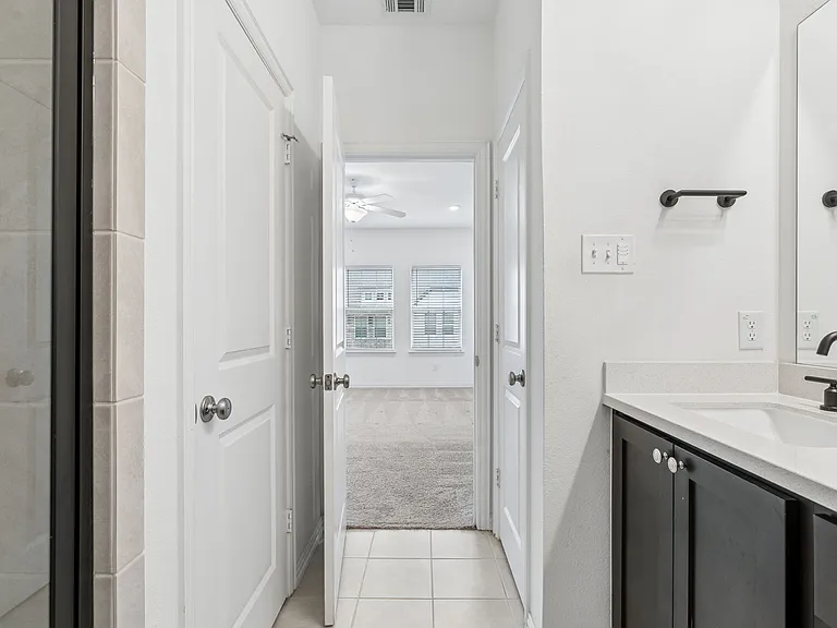 2215 Adena Springs Dr — Photo 20