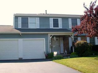 79 Constance Way E, Rochester, NY 14612