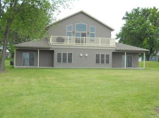 N8811 Lakeshore Dr #4, Van Dyne, WI 54979