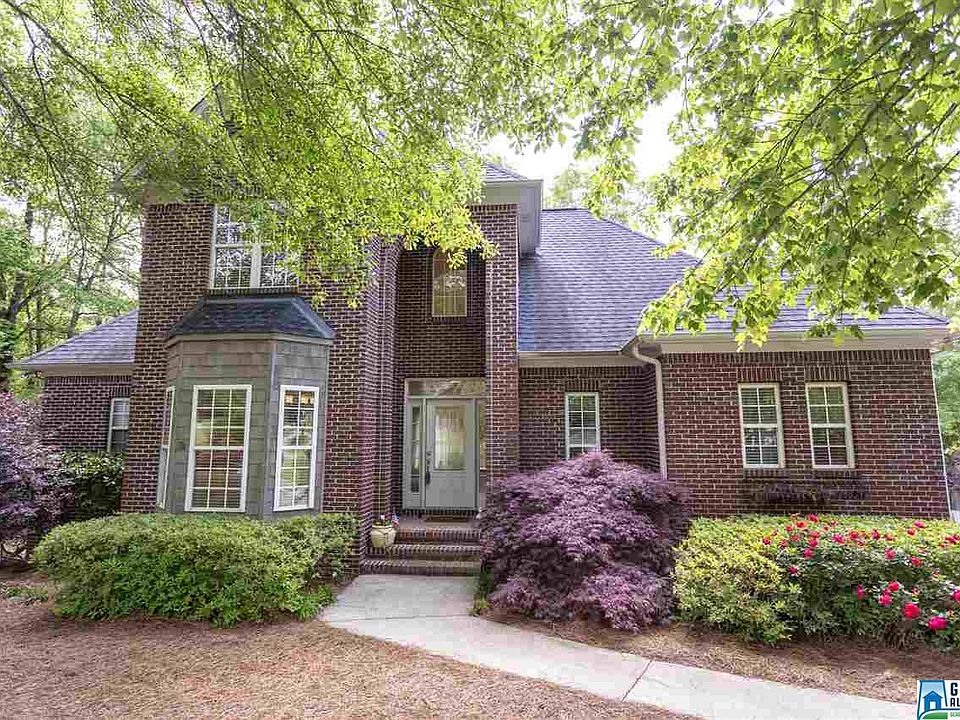 1st image of 106 Woodbury Dr