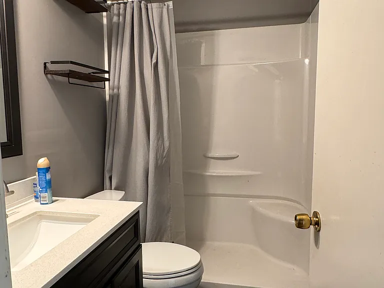 607 Yale Dr — Photo 11