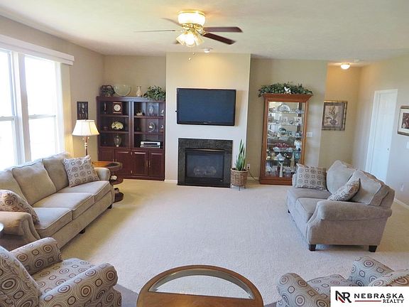 2nd image of 10715 S 113th St