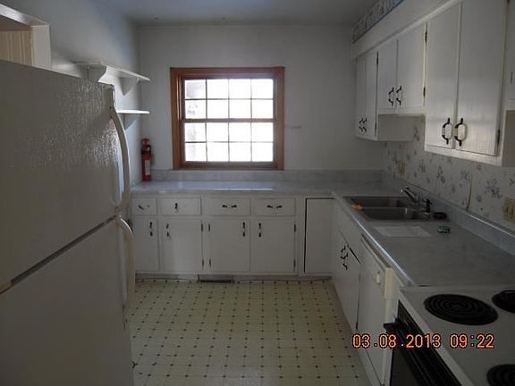 2nd image of 2609 Southdale Dr