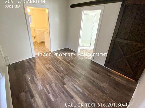 4th image of 209 1/2 Sanborn Ave
