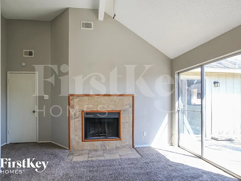 13907 Beckwith Dr — Photo 7