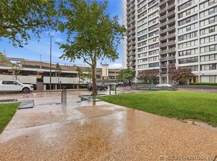 450 W 7th St #1804, Tulsa, OK 74119