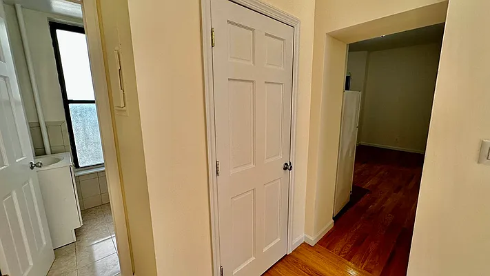 Rented by HOLTON REAL ESTATE INC. | media 13