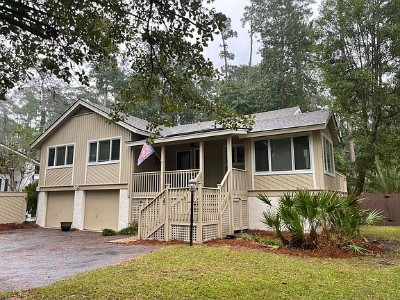 2nd image of 12 Goldfinch Ln