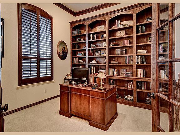 5th image of 7 Woodmoor Pl
