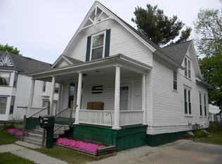 306 N Rowe St, Ludington, MI 49431