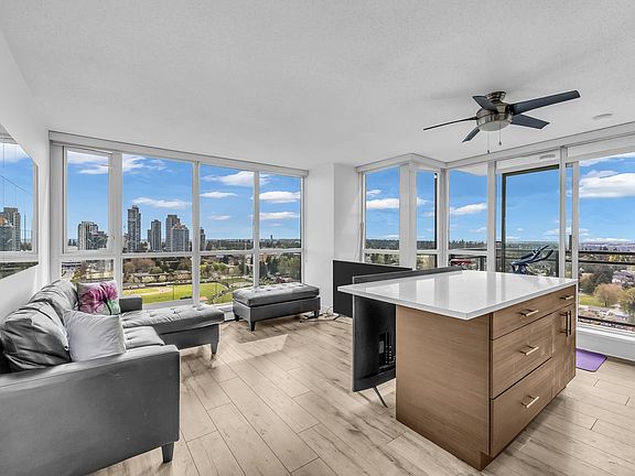 5th image of 10777 University Dr #2404