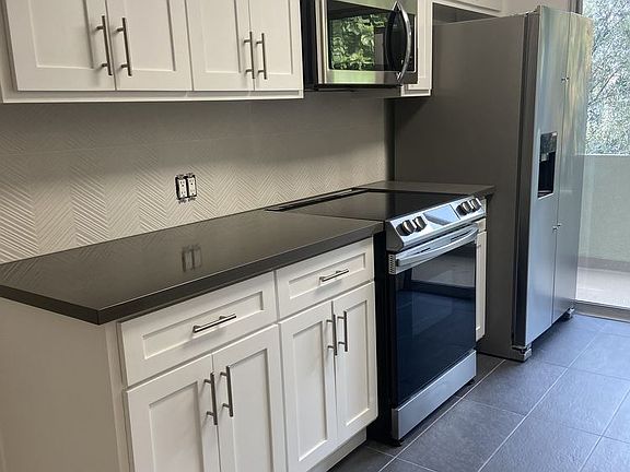 4th image of 1138 Hacienda Pl #33zjgr5un