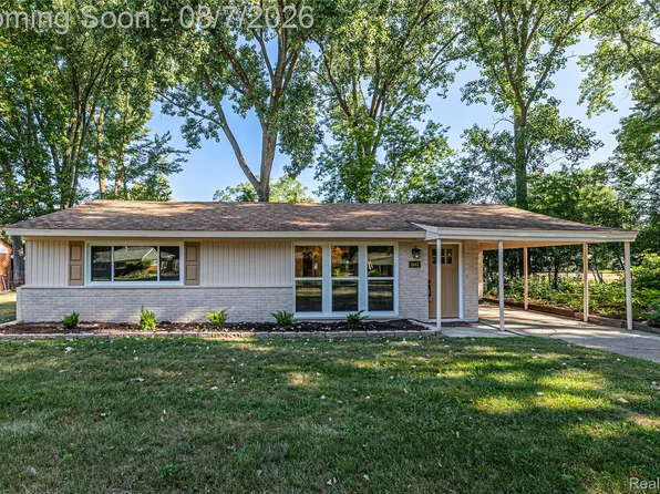 2642 Littletell Ave, West Bloomfield, MI 48324