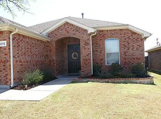 2112 Sol Dr, Little Elm, TX 75068