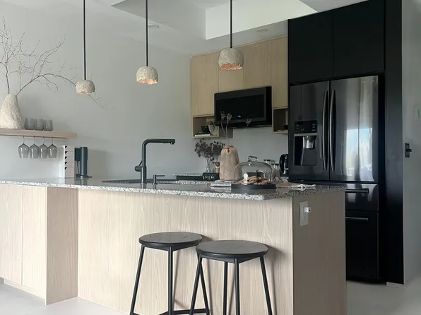 670 Gordon St #312, Whitby, ON L1N 0K9