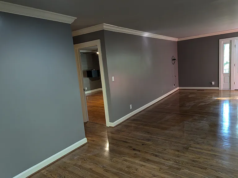 505 Winding Way — Photo 9