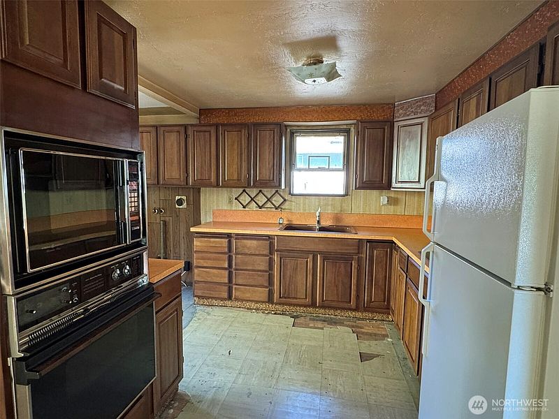 5th image of 12346 1st Avenue NE