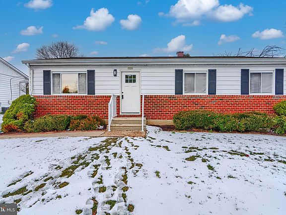 2nd image of 6112 Chesworth Rd