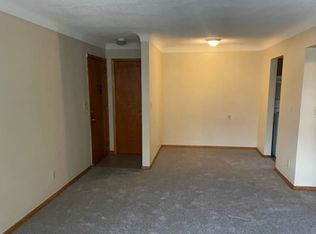 1651 7th St E UNIT 3, Saint Paul, MN 55106