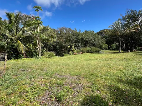 50 Pauwela Rd Unit A, Haiku, HI 96708