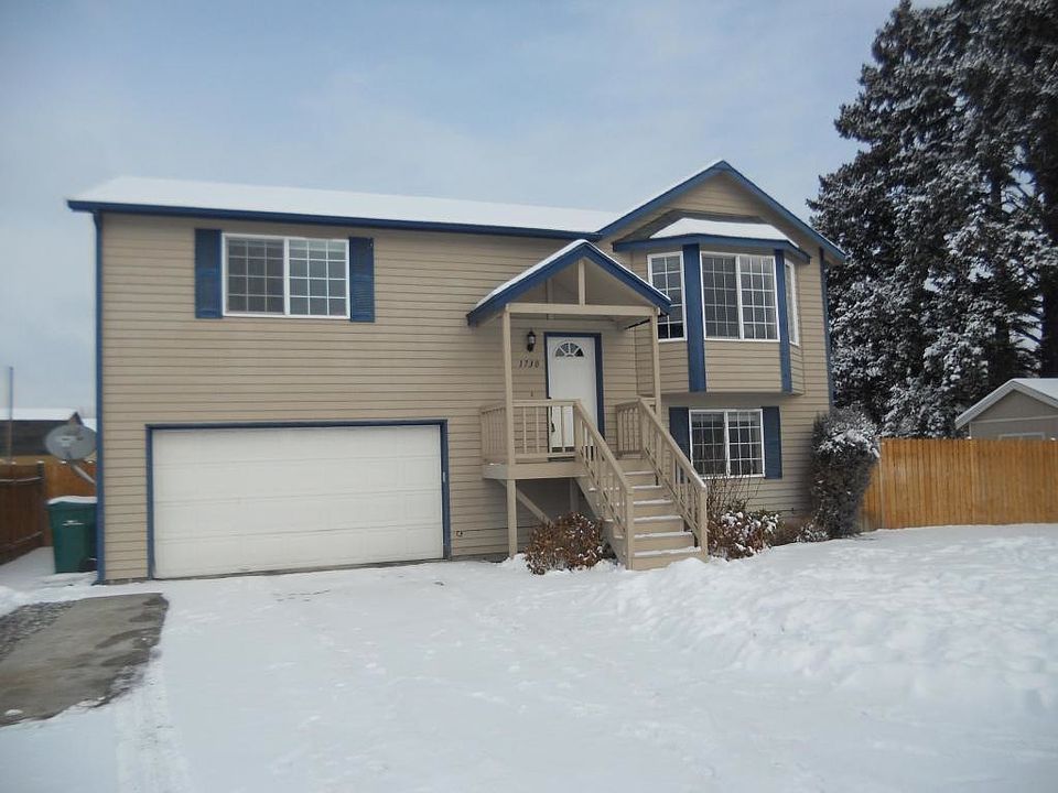 1st image of 1730 Lincoln Park Cir