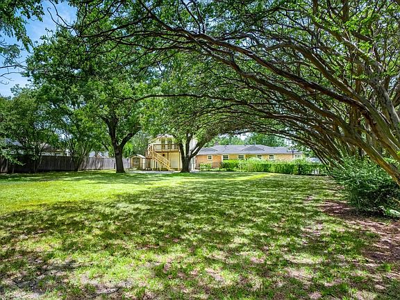 5th image of 9537 Alta Mira Dr