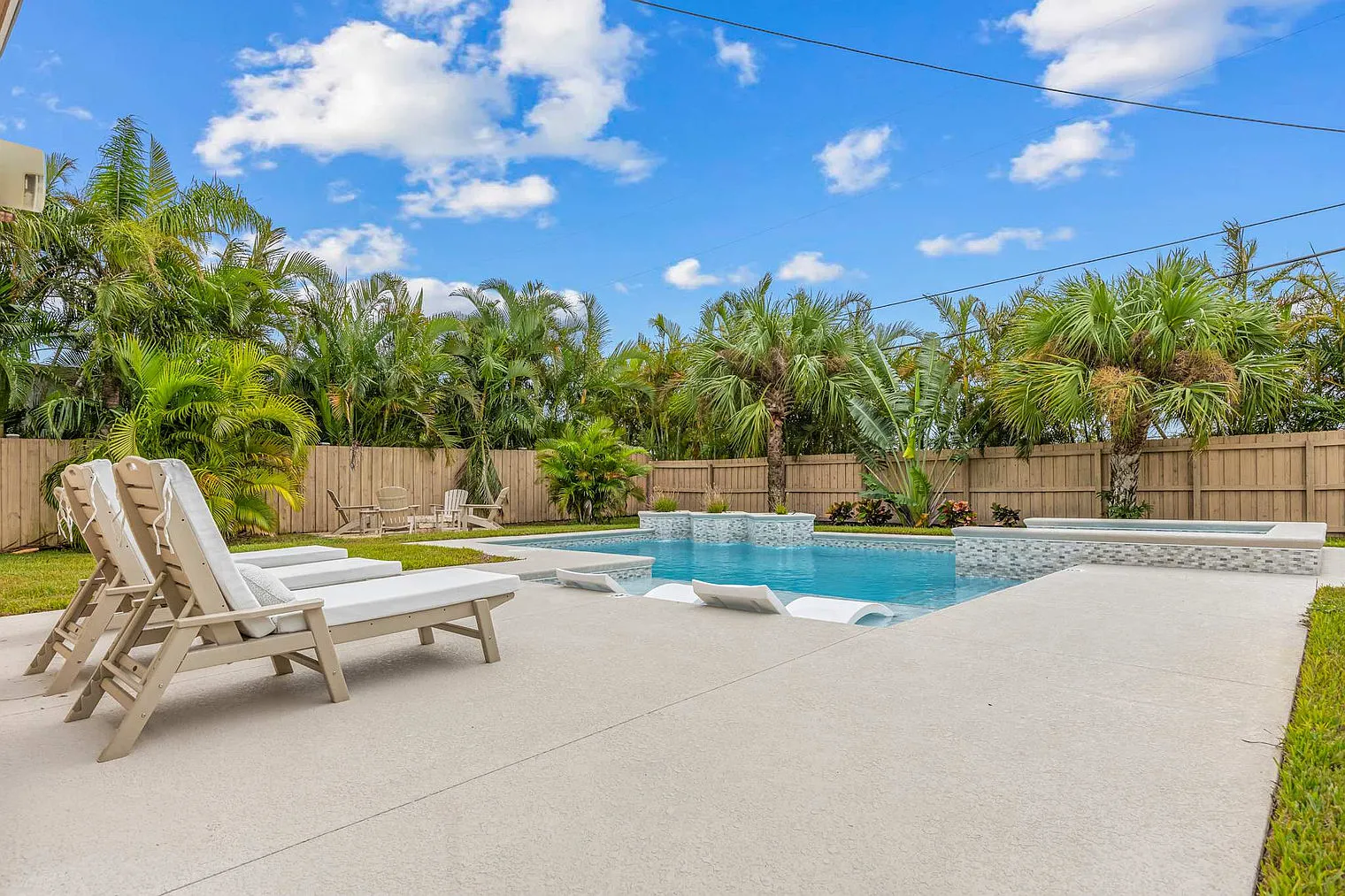3 bed, 2.0 bath, $6,375 — Photo 2