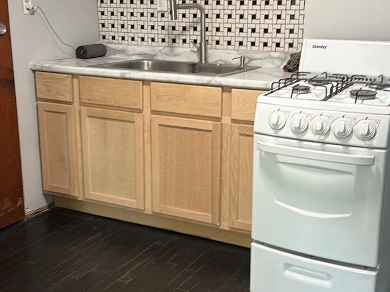2301 Caniff St #2 — Photo 6