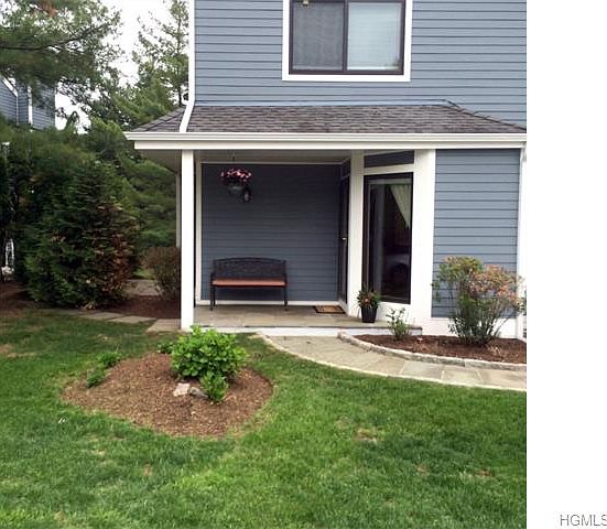 1st image of 17 Westwood Ln #17
