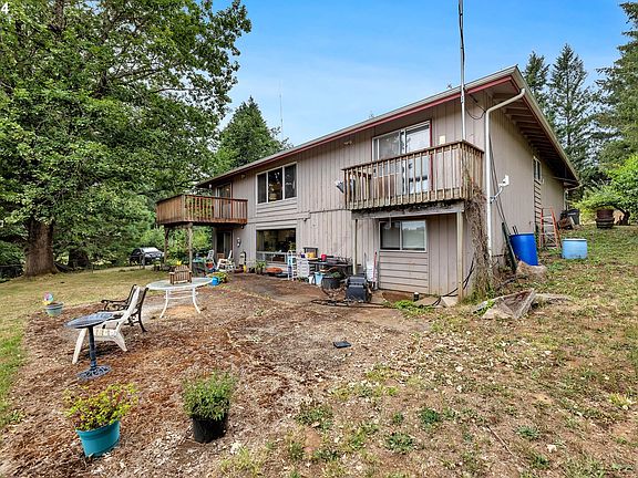 5th image of 130 SE 312th Ave