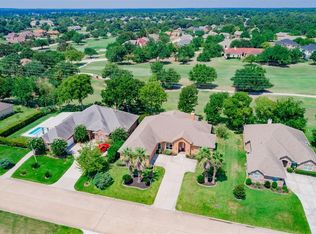 126 Hillsborough Dr W, Montgomery, TX 77356