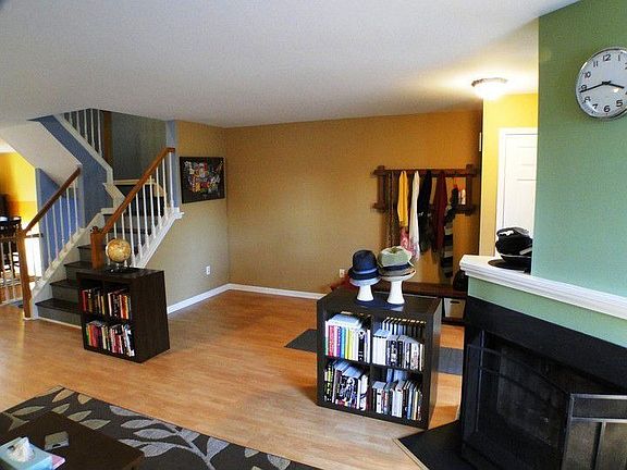 5th image of 405 Driftwood Ln