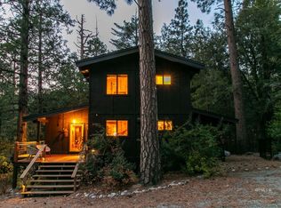 25325 Fern Valley Rd, Idyllwild, CA 92549