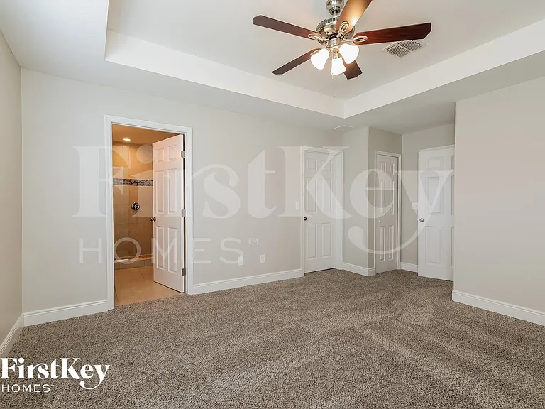 419 Eagle Dr — Photo 8