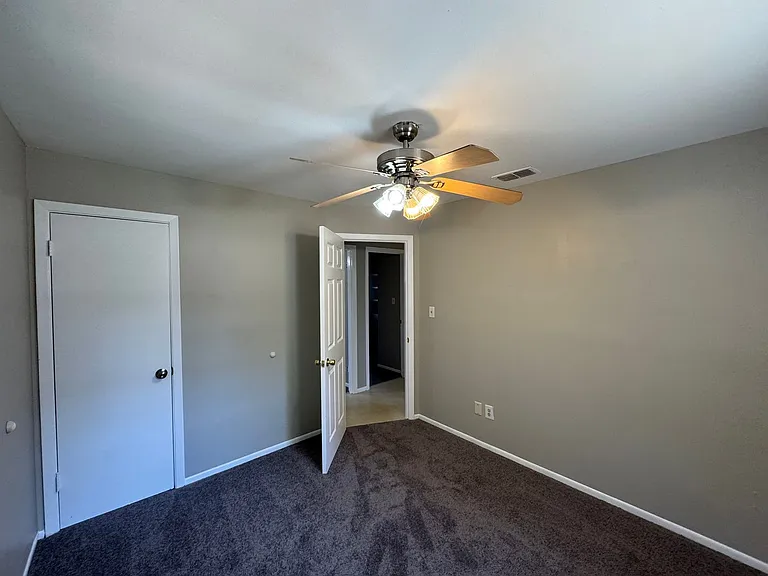 950 W French Ave — Photo 12