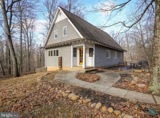 116 Banjo Ln, Bluemont, VA 20135