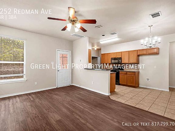 3rd image of 1252 Redman Ave