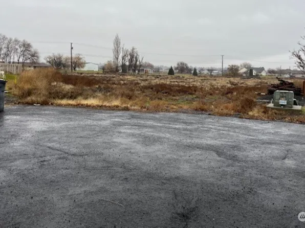 2053 NE H.2 Road, Moses Lake, WA 98837