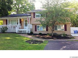 3 Wills Rd, Rochester, NY 14624