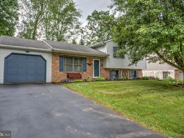 43 Summers Dr, Stevens, PA 17578