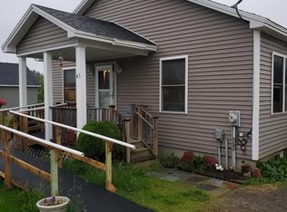 45 Village Cir, Augusta, ME 04330