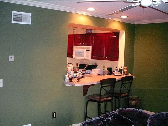 Breakfast Bar