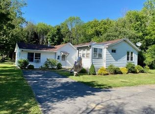 3773 Howlett Hill Rd, Syracuse, NY 13215