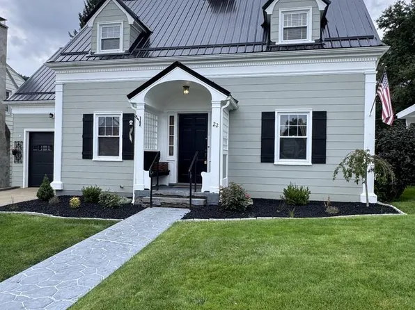 22 Bon Air Ave, Bradford, PA 16701